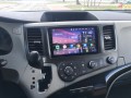 toyota sienna 1.jpg