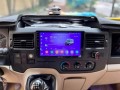man-hinh-ford-transit.jpg